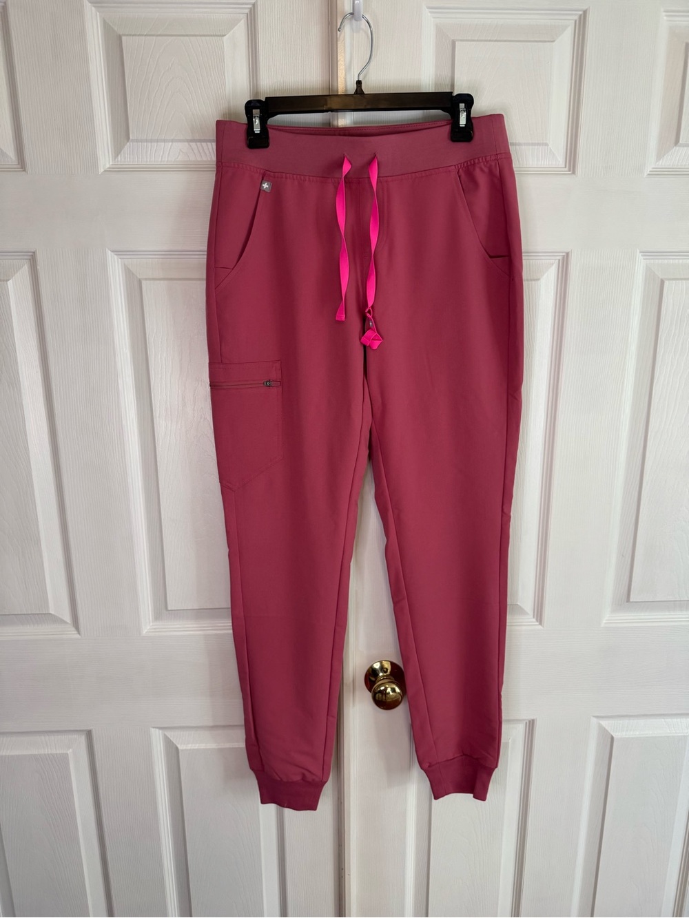 FIGS Zamora Jogger Scrub Pants S Tall Quartz Pink BCA Limited Edition NWT